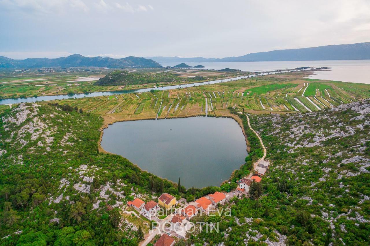 Apartman Eva Rogotin Esterno foto