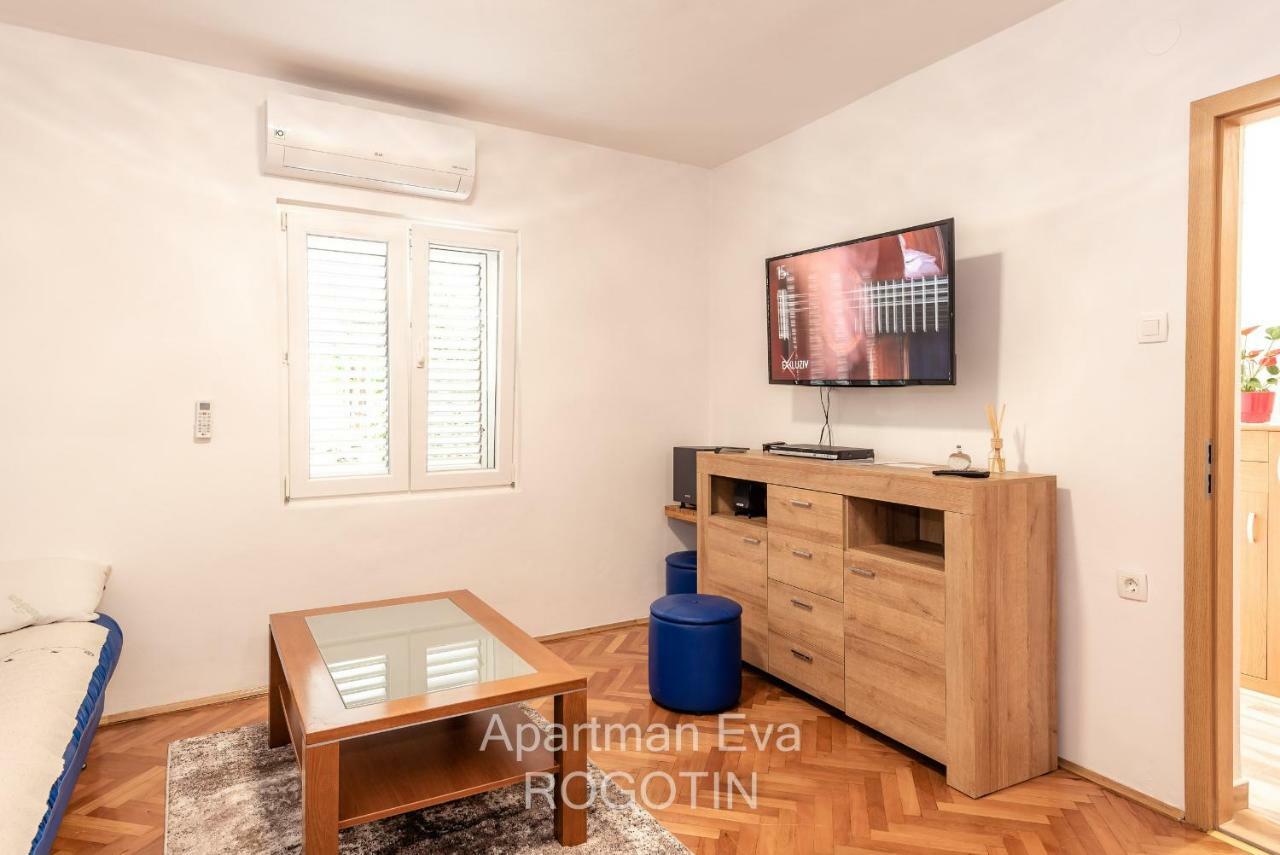 Apartman Eva Rogotin Esterno foto
